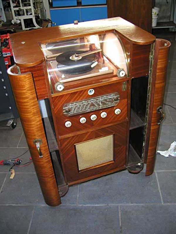 Valcke Vanaasch Heule Jukebox Musikbox